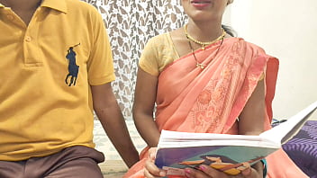 Preview 1 of Gujrati X Vidiyo - मैडम ने अपने टीचर सर के साथ किया सेक्स हिंदी ऑडियो