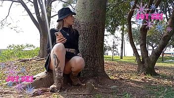 Preview 3 of Uk Casting Caught - YOUNG WOMAN USING A VIBRATOR AND ANAL PLUG IN A PUBLIC SQUARE IN CURITIBA