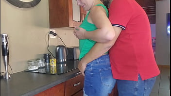 Preview 1 of Enquanto Mulher - Wtf just fucked my neighbours wife and recorded it on my phone