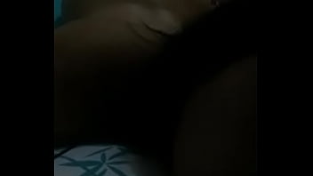 Preview 1 of Nhethehmk - Novinha safada mostrando o rabo