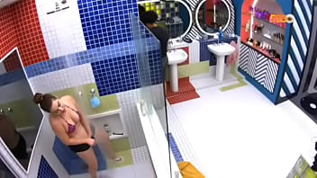 Preview 3 of Indian Sexy Bhaji - Morena cavala lavando a bucetinha BBB2022