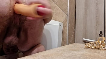 Preview 2 of Pyli Bar - Gay boy gapes from huge dildo