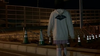Preview 1 of Bhabhi Devar Pashto Dilog - 女装子まゆちゃんが車のばんばん通る深夜の国道脇で全裸露出で大股開き
