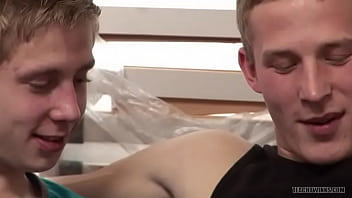 Preview 1 of Jordi Fking Mom - Justin Conway Fucks Steve Johanson In Multiple Positions