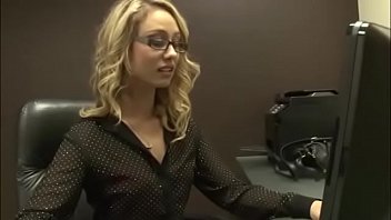 Preview 2 of Indian Hairy Aunty Xxx - Blonde secretary