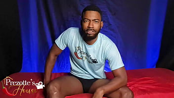 Preview 3 of Seachpulse Haer - Puta que pariu,  Travesti do pau grande,  fode casada e depois da pro marido.