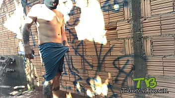 Preview 1 of Hunk M2m Blow - sosinho no quintal com a inteada safada