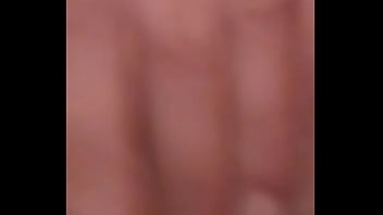 Preview 3 of Hot Younh - Novinha gozando bem gostoso