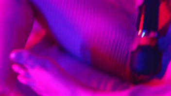 Preview 4 of Smom Scat - Latin Girl Sucks her Sexy Toes with Masturbation