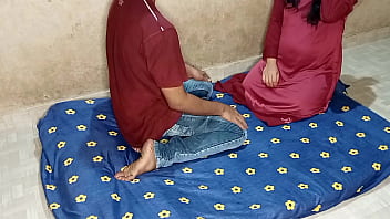 Preview 1 of Sune Levone Xxx 3gp Download Go - Indian village Girl trapped and fucked by house owner