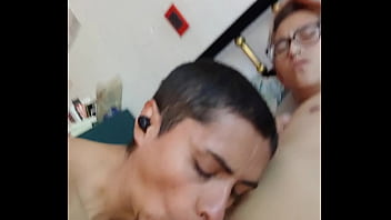 Preview 4 of New Bhachi Fast Sexx - Me encontr&eacute_ con este putito delgadito y lampi&ntilde_o,  le encanta com&eacute_rsela y que se vengan entre 3 en su cara.