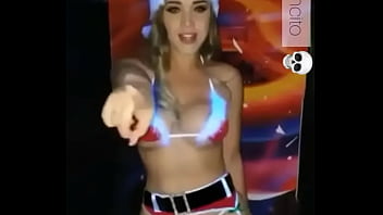 Preview 2 of Sister Bahai - Sexy chica bailando en bikini de santa claus