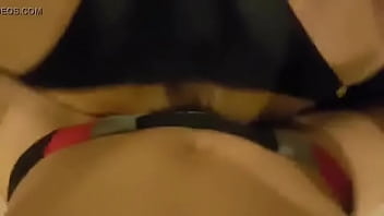 Preview 4 of Mom Ann Sex - Đang bơi nứng qu&aacute_ l&eacute_n đưa nhau v&agrave_o toilet đụ