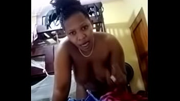 Preview 1 of Mom Mlowjob - He was asking me to send him some kisses while live
