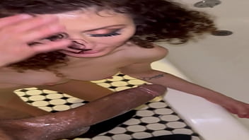 Preview 4 of Porn Doyum - Princess Donna gets pissed on