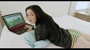 Preview 3 of Wwwkoreanporn - step Brother fucks teen sister ass