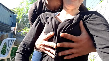 Preview 1 of Jane Wilde Massage - A Mi Marido le encantan mis tetas ...y a ustedes?...comenten