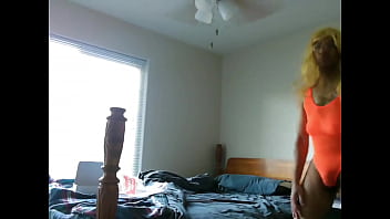 Preview 1 of Sleep At Night Sex - Silly Cross-Dresser Dancing