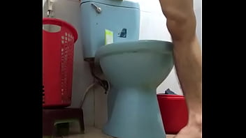 Preview 1 of Kinsley Kartr - Gay Viet Nam Thu Dam 6
