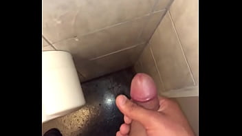 Preview 2 of Wwhs - Me clave una paja
