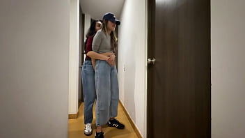 Preview 4 of Sweaty Asian Porn - Lesbianas calientes teniendo sexo fetichista y guarro.