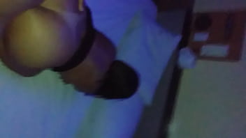 Preview 2 of Glasses Dick - Puta Rabuda da Afonso Pena