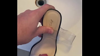 Preview 2 of Grsny - Shoe job