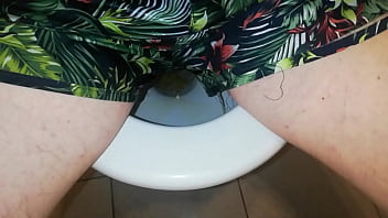 Preview 2 of Dog Sexes Womens - GASTE85,  Peeing in toilette