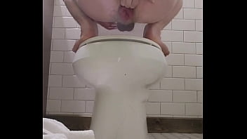 Preview 4 of Kinesiologas San Isidro - Femboy prolapse training
