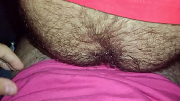Preview 3 of Hay Hehe - fodendo o casado peludo no banheiro da rodovi&aacute_ria