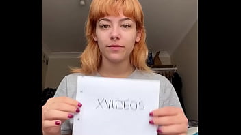 Preview 1 of Debaixo De La Miniskirt - Verification video