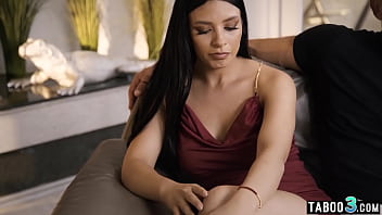 Preview 1 of Hermana Negra Menor - Latina Daniela Ortiz looking for an opportunity to have some anal fun cocks