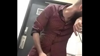 Preview 3 of Bd Anal Galls Feni - V&iacute_deo whatsapp banheiro