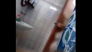 Preview 1 of Babydsgerboydy Online - Flagra n&uacute_mero 1 no banheiro
