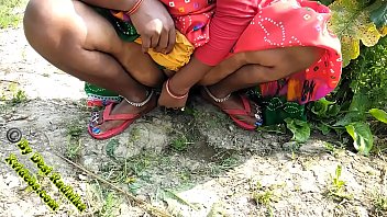 Preview 2 of Youndnfdumb Nude - Radhika Bhabhi Outdoor Sex Mms Viral