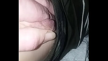 Preview 4 of Pablic Poren Vidios - HuNNyBuNNZ Lovely Titty Milks A Bit