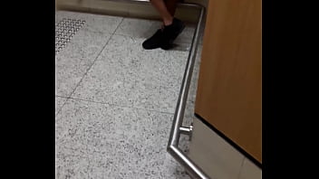Preview 1 of Teacher Xnxx And Boy - Mala - Esperando o elevador