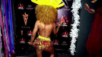 Preview 2 of Dog And Girls Pron Video - Carnaval dos Criadores