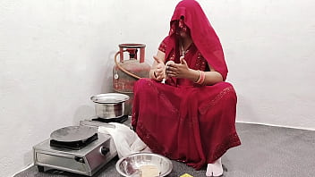 Preview 1 of Hindhi Mug Me - bhabhi and devar fucking Red drass sex