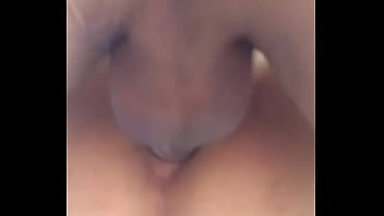 Preview 2 of Tiny Bawdy Cleft Teen Porn - Singando con un bugarron.