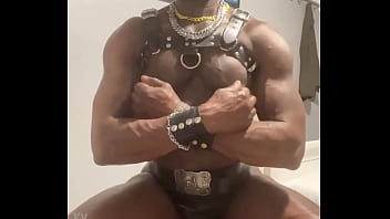 Preview 1 of Hendesax Vedeo - Leather &amp_ Latex Solo Perverted Bodybuilder Kinky Titplay Assplay &amp_ Cum Scenes
