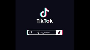 Preview 4 of Moldavian Erotik - Tuli Acosta haciendo tiktok
