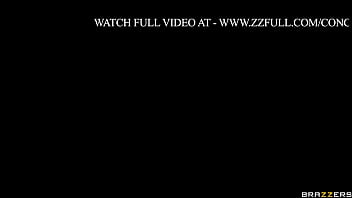 Preview 4 of My Mom Got Fat Ass - Angela White : Unbound Part 4.Angela White / Brazzers  / stream full from www.zzfull.com/conc