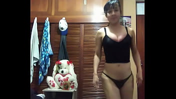 Preview 1 of Bokep Lucu Durasi Pendek - Moviendo mi culo