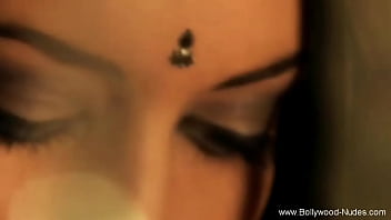 Preview 3 of Desi Chudai Om And Son - Exotic Indian babe Loving Sensual Movements And Experience