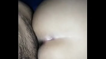 Preview 4 of Indian Son And Mom2 - Me tiro a culona en cuarentena