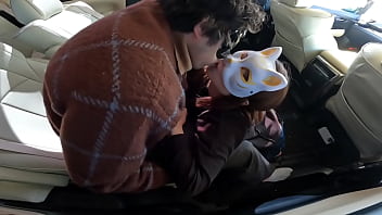 Preview 1 of Massage Mom Netbusty - 旦那が迎えに来たのに側の車の中でお尻を振りながら２連続フェラ抜きする変態人妻