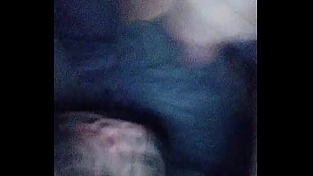 Preview 1 of Adiuo Hinda Xxx - Uma r&aacute_pida no carro