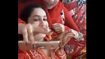 Preview 3 of Issadiammond - Pakistani fun loving girls