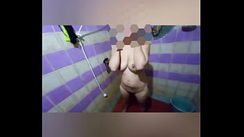 Preview 3 of Sauna Nude Olgun Kadin Turk - Me mastruba muy sabroso para ti mi vagina